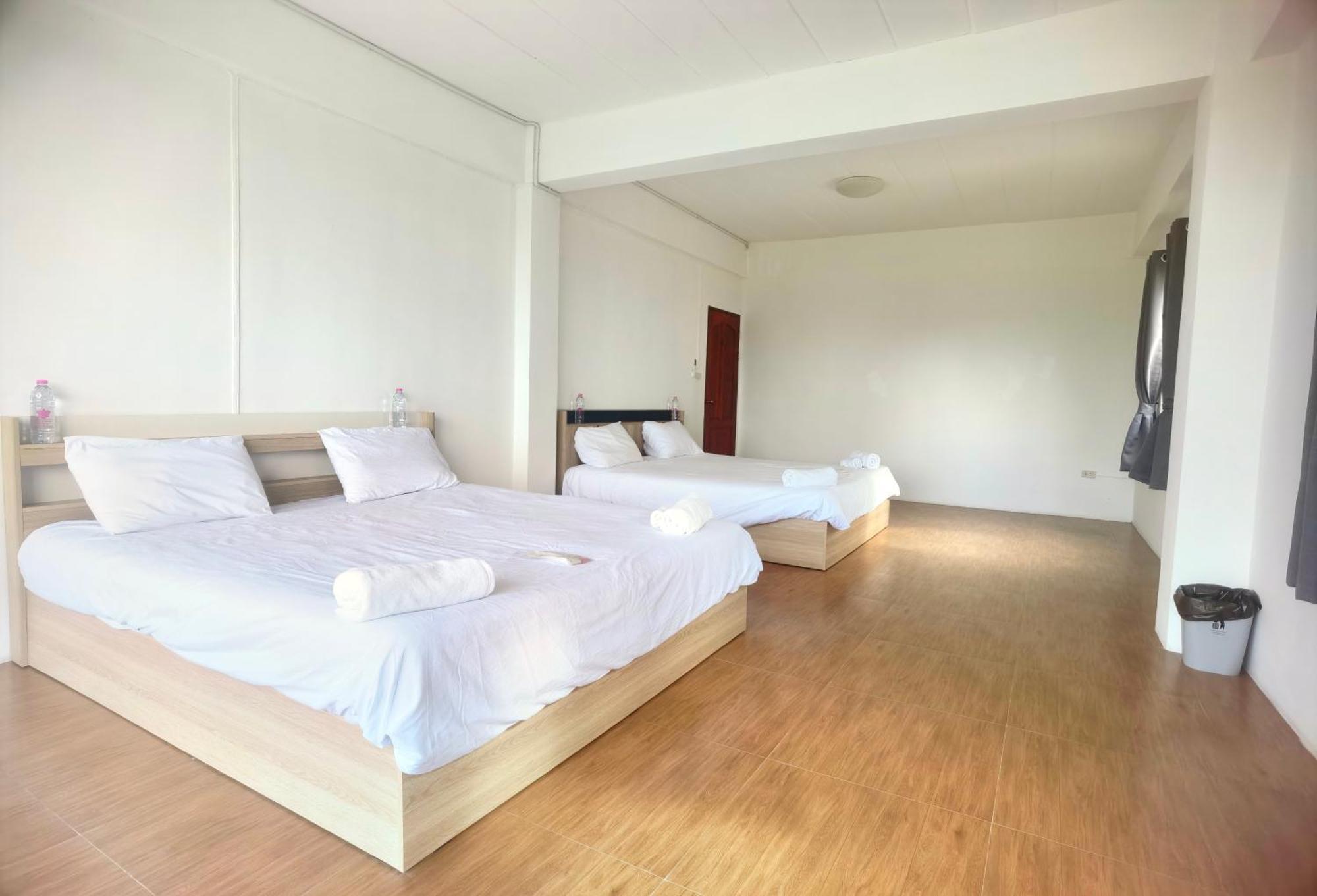 115 Townhouse Hotell Ban Khlong Krang Eksteriør bilde