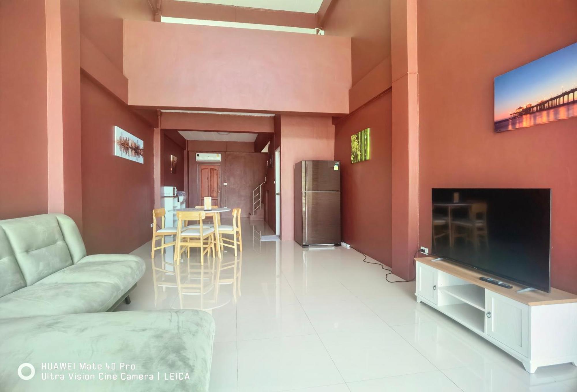 115 Townhouse Hotell Ban Khlong Krang Eksteriør bilde