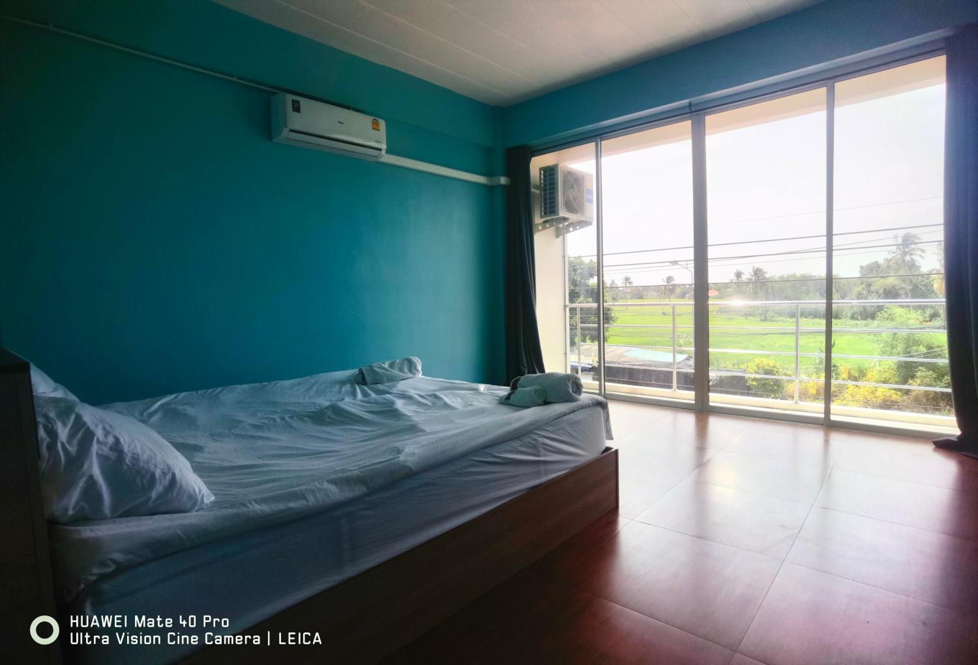115 Townhouse Hotell Ban Khlong Krang Eksteriør bilde