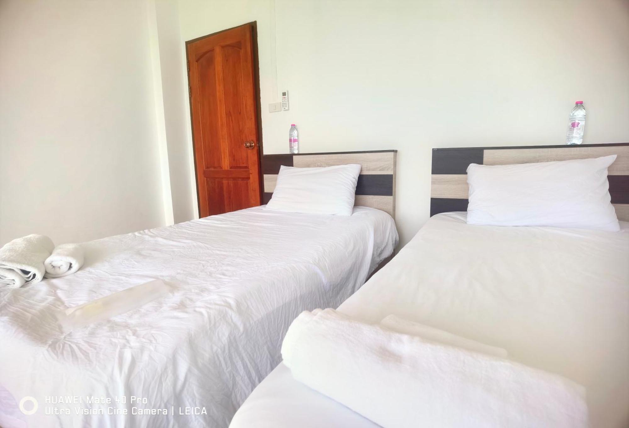 115 Townhouse Hotell Ban Khlong Krang Eksteriør bilde