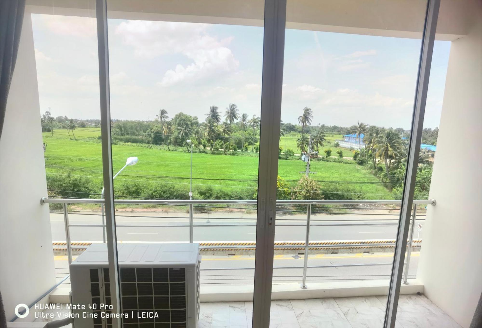 115 Townhouse Hotell Ban Khlong Krang Eksteriør bilde