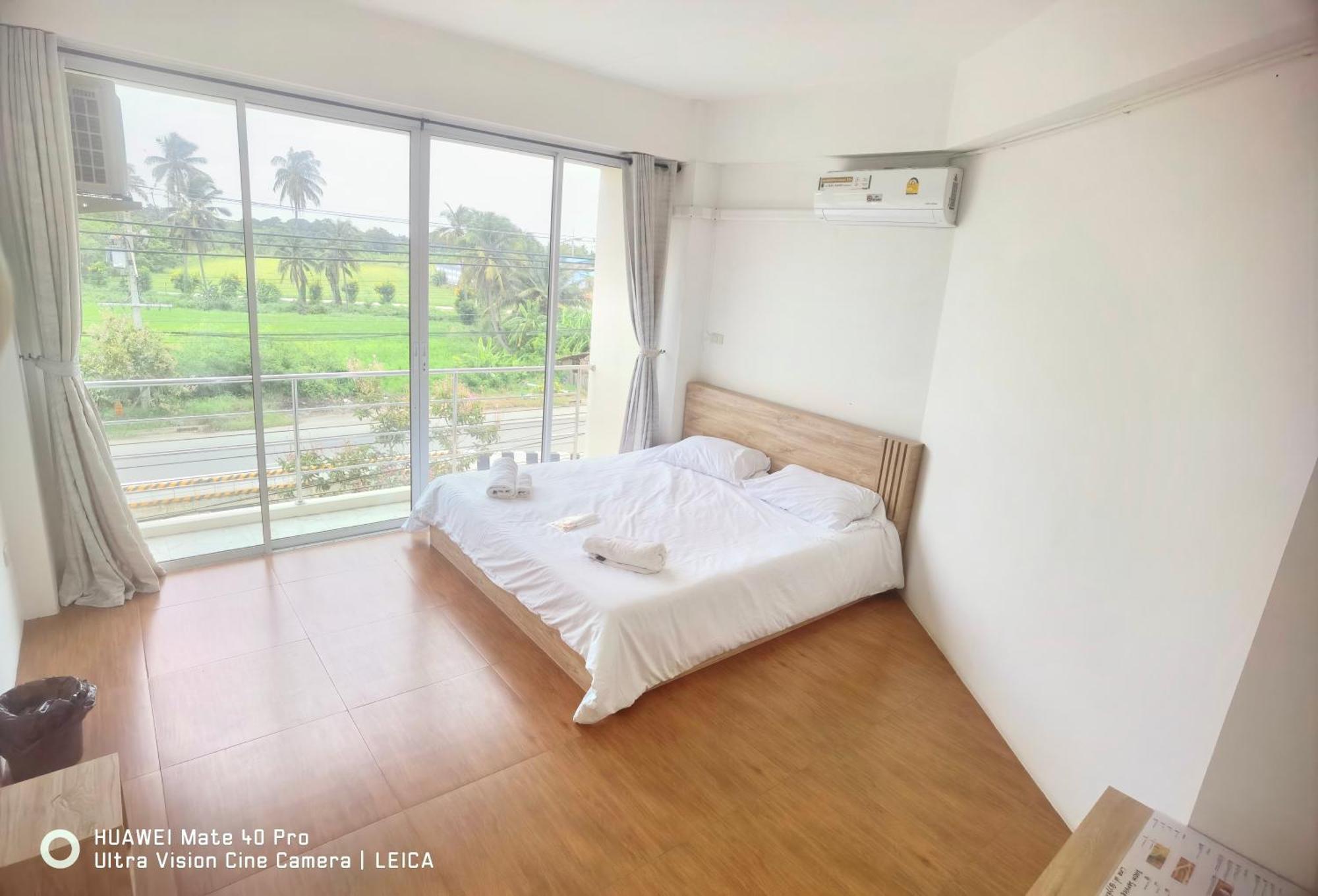 115 Townhouse Hotell Ban Khlong Krang Eksteriør bilde