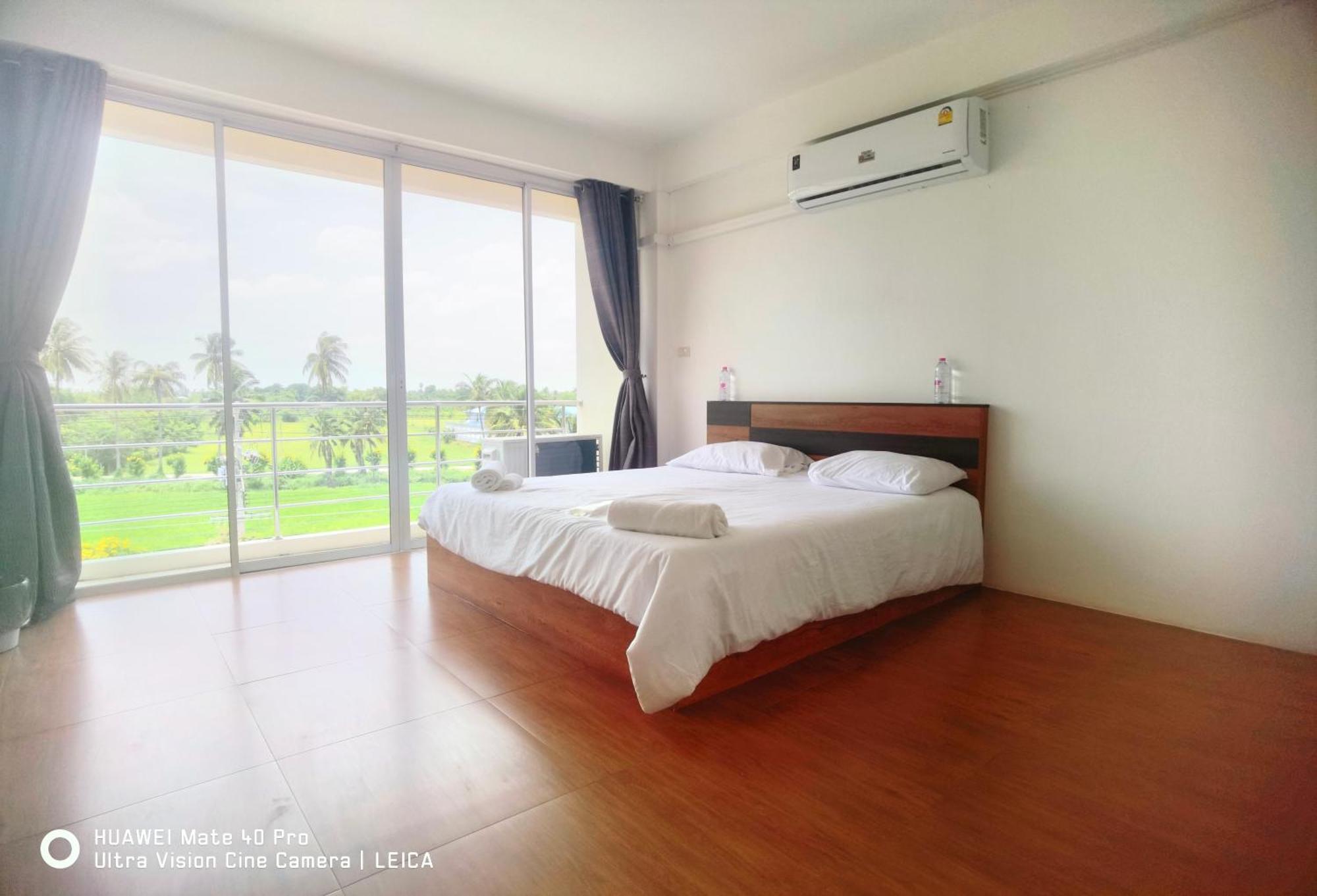 115 Townhouse Hotell Ban Khlong Krang Eksteriør bilde