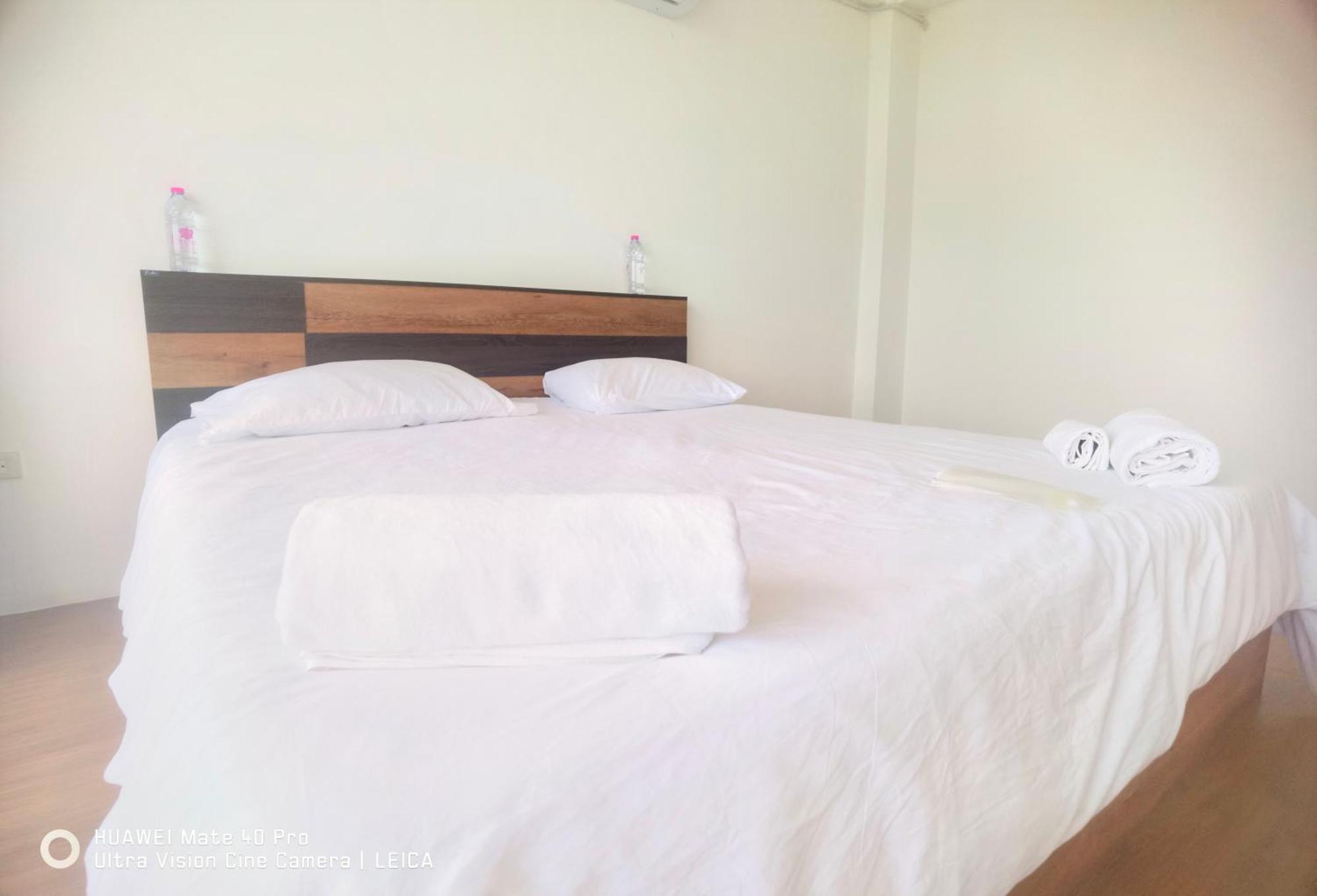 115 Townhouse Hotell Ban Khlong Krang Eksteriør bilde
