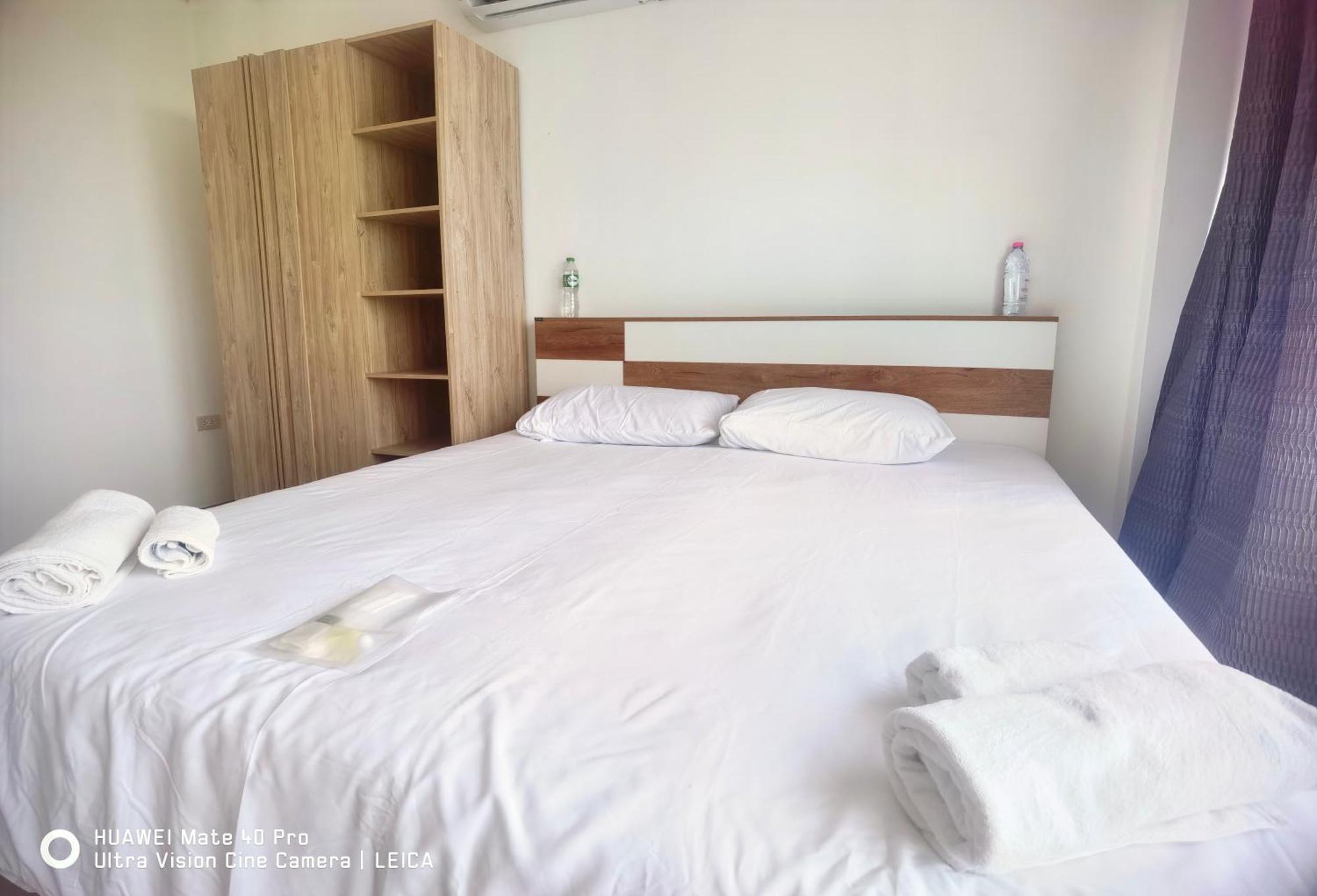 115 Townhouse Hotell Ban Khlong Krang Eksteriør bilde