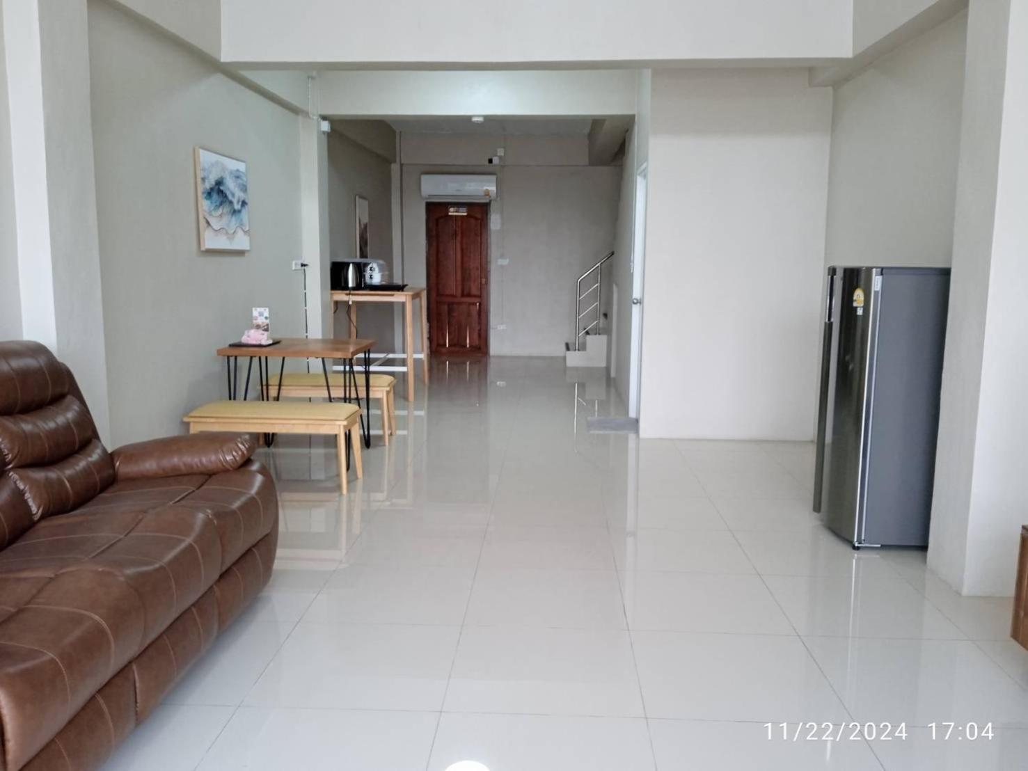 115 Townhouse Hotell Ban Khlong Krang Eksteriør bilde